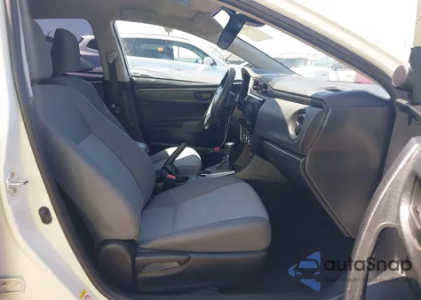 2017 Toyota Corolla L z USA, uszkodzony, nr VIN 5YFBURHE3HP686148